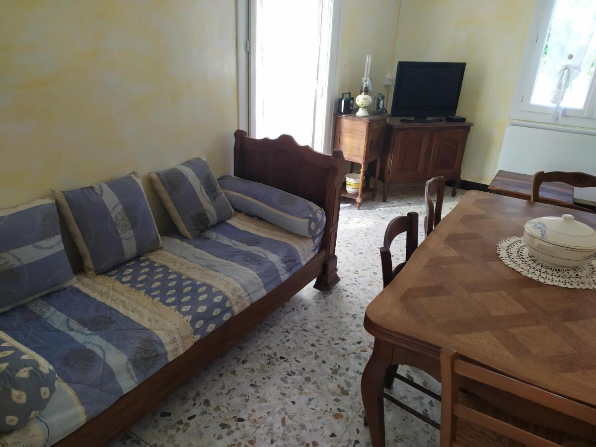 Holiday home Les Mesanges *